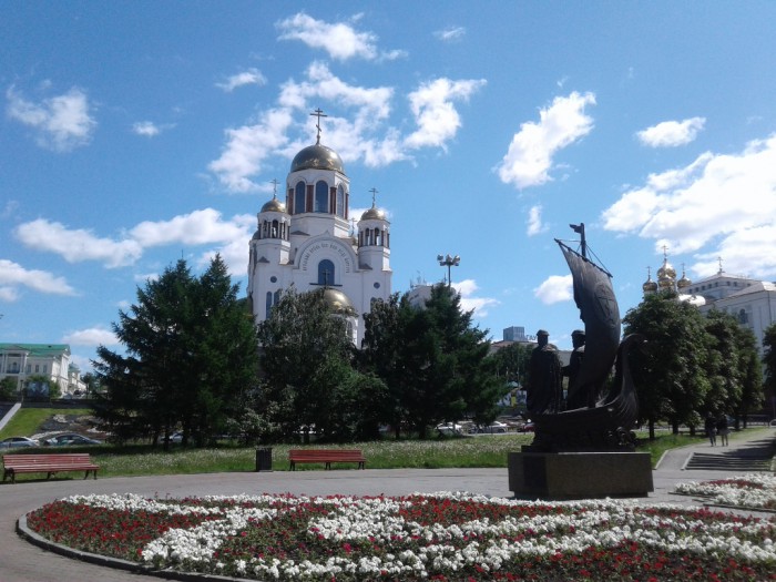 02 храм на крови.jpg