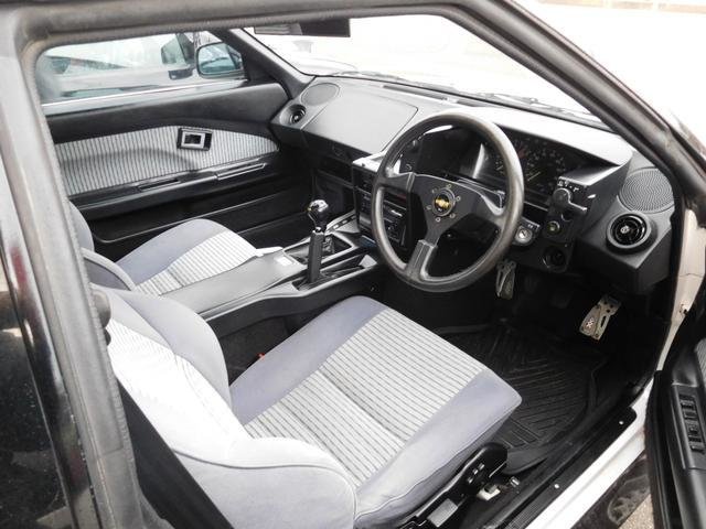 toyota_mr2_490491[1].jpg