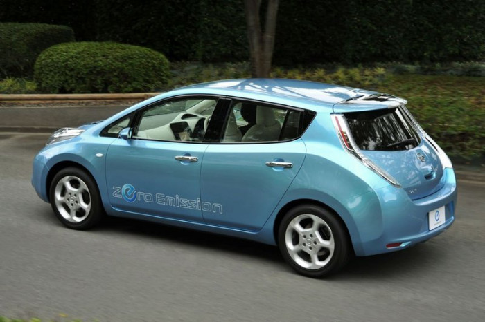 nissan_leaf_637266[1].jpg