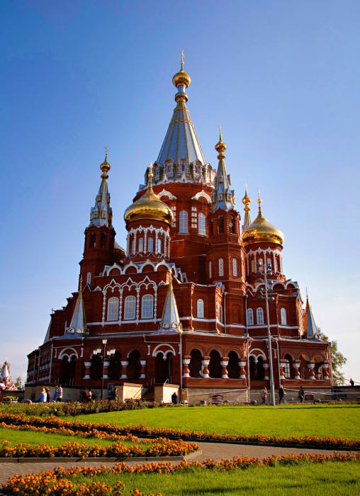 1642844844_13-vsegda-pomnim-com-p-mikhailovskii-sobor-izhevsk-foto-14.jpg