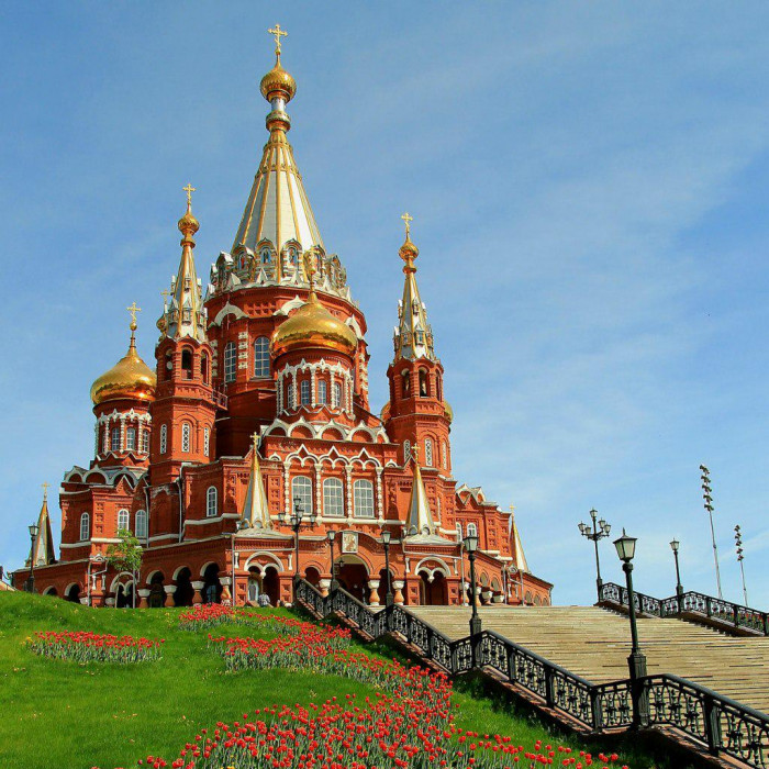 1642844903_5-vsegda-pomnim-com-p-mikhailovskii-sobor-izhevsk-foto-5.jpg