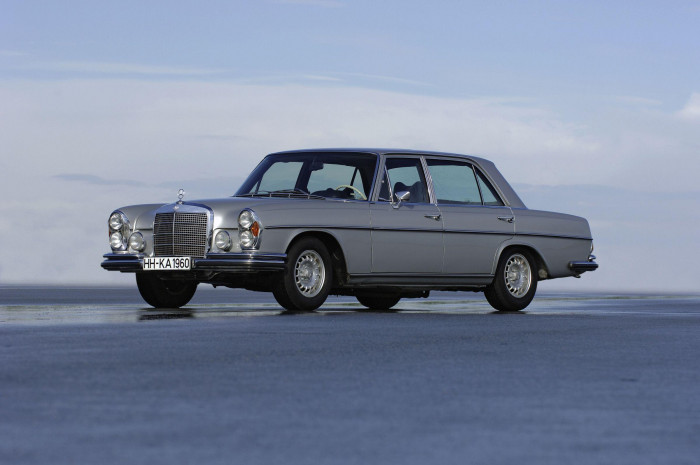 mercedes-benz_big.jpg