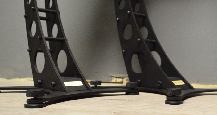 Speaker Stands Industrial 015.jpg