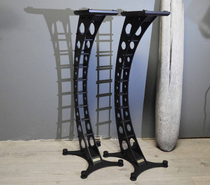 Speaker Stands Industrial 010.jpg