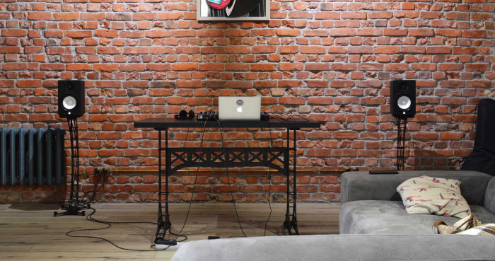 Speaker Stands Industrial 05.jpg