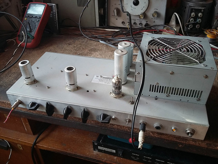 mesa-boogie-white-2sm.jpg
