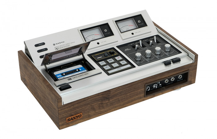 03_04 SANYO RD 4600.jpg