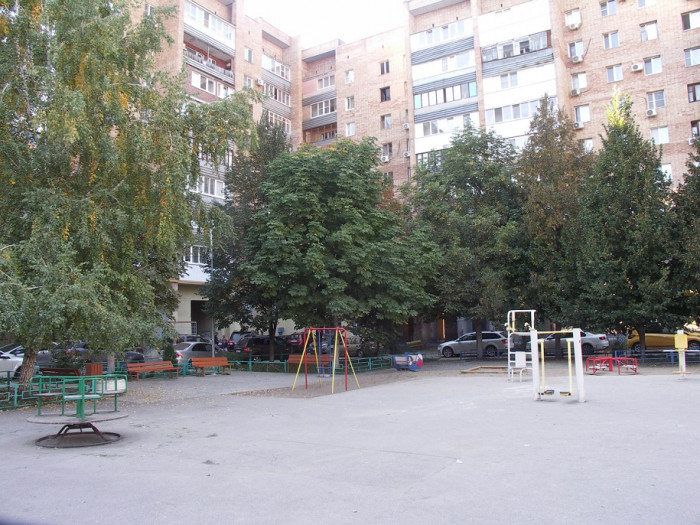 наш двор1.JPG