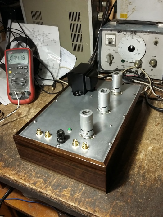 0VrtSU70W_w[1].jpg