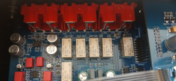 Audiolab 9000A реле селектора входов.jpg