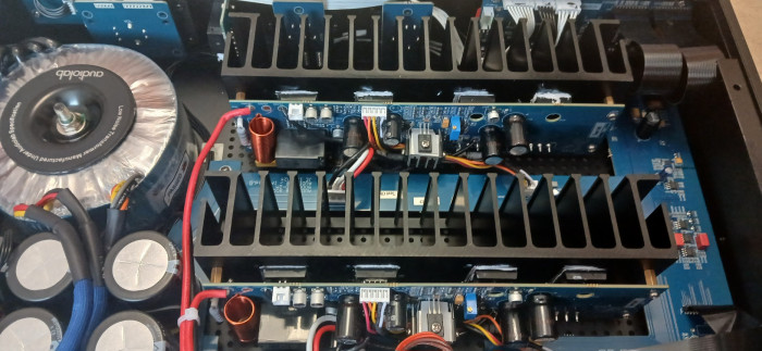 Audiolab 9000A плата УМ двух каналов.jpg