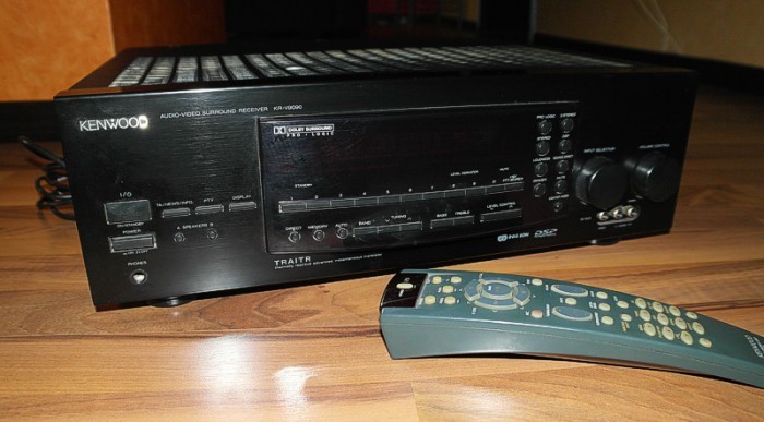 Kenwood KR-V9090.jpg
