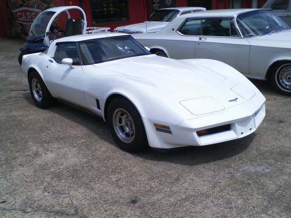 1980 CHEVROLET CORVETTE - $8650.jpg