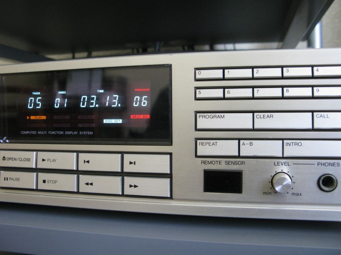denon.jpg