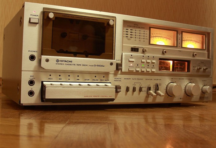 Hitachi D-5500.JPG