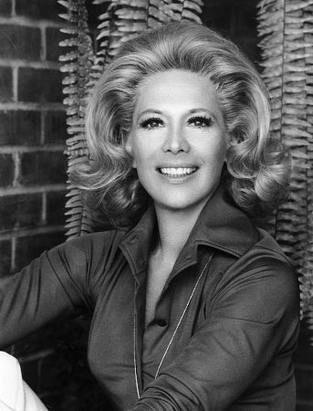 Dinah Shore.jpg