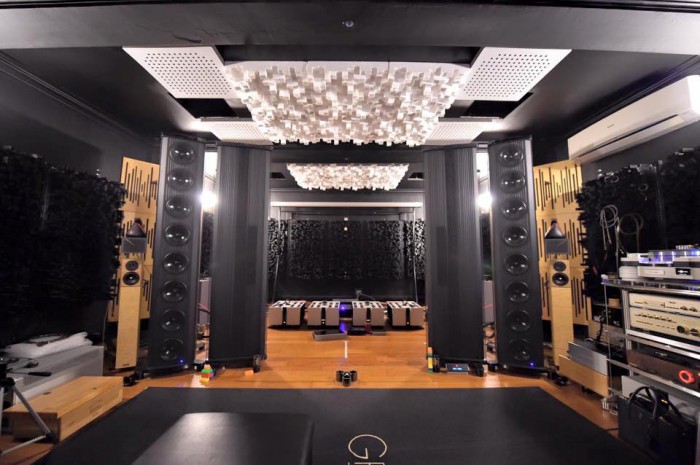 ROOM-1.jpg