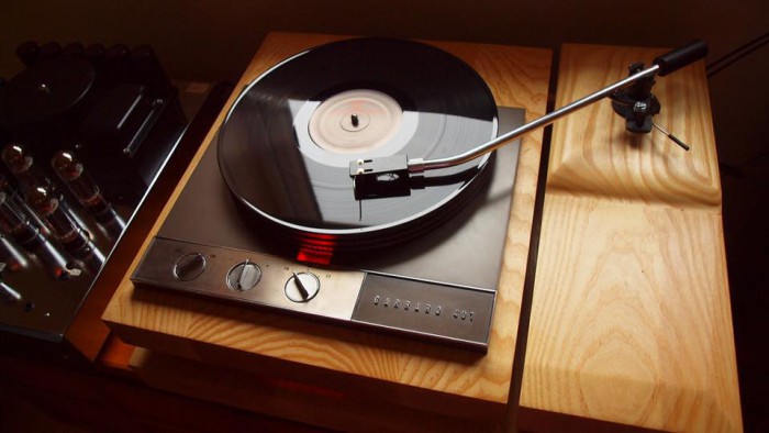turntable-2.jpg