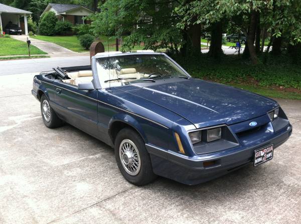 1986 Ford Mustang LX Convertible - $4000.jpg