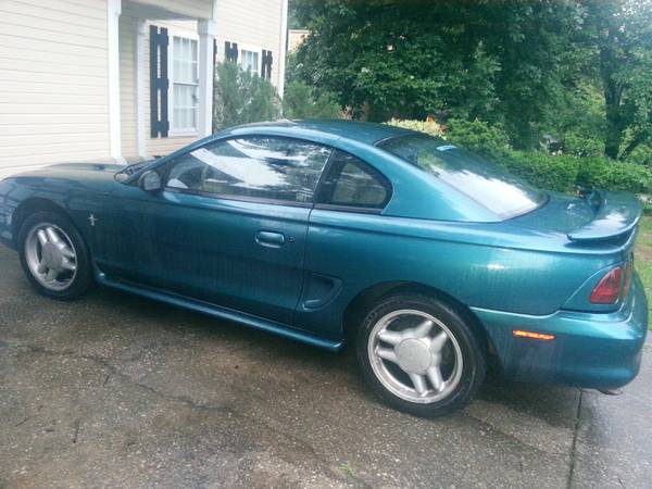 1997 FORD MUSTANG SRS, Manual shift - $2800.jpg