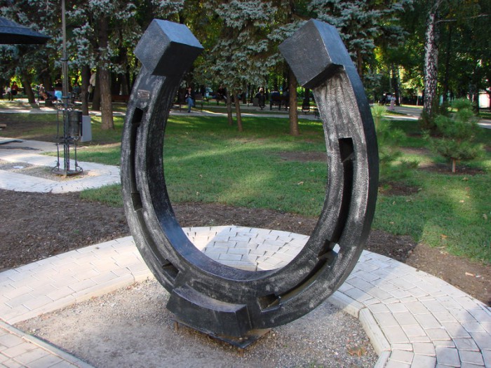 01961225.jpg